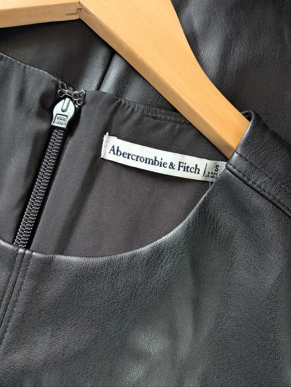 Abercrombie & Fitch Black Faux Leather Sleeveless Shift Dress Jacket